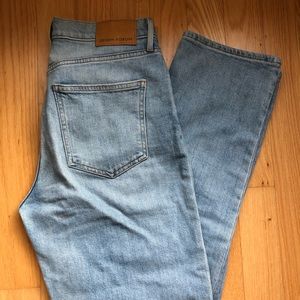Aritzia Denim Forum - The Arlo High Rise Straight